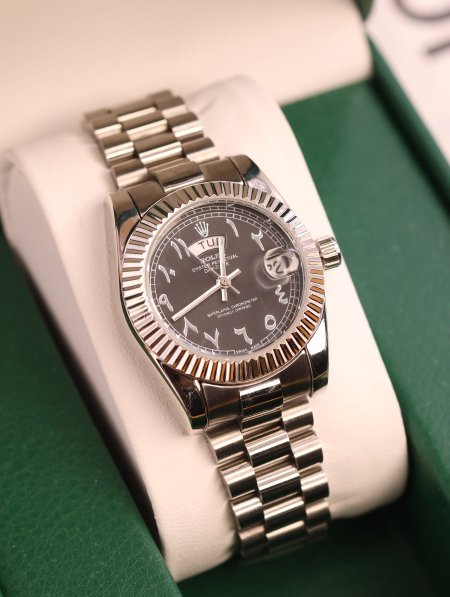 ساعة Rolex.
