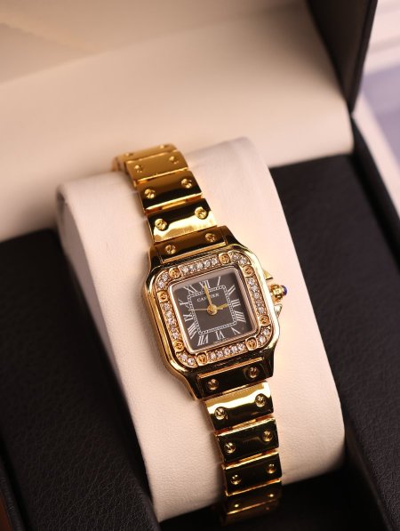 ساعة Cartier.