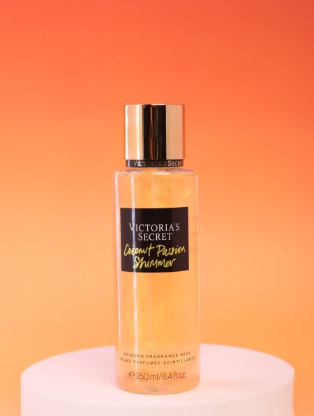 سبلاش Victoria’s Secret.