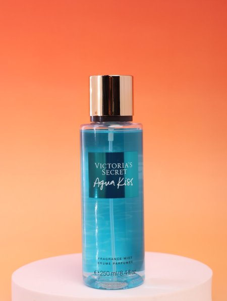 سبلاش Victoria’s Secret.