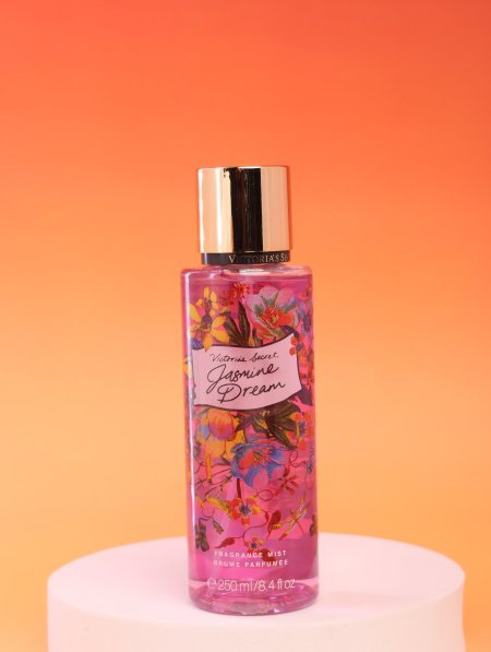 سبلاش Victoria’s Secret.