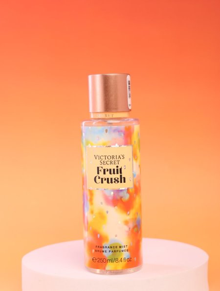 سبلاش Victoria’s Secret.