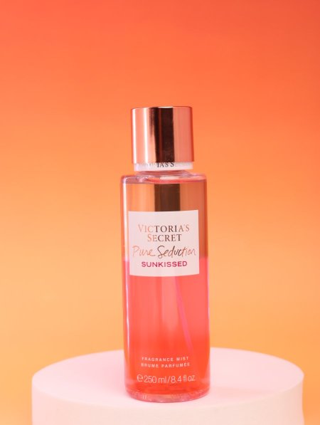 سبلاش Victoria’s Secret.
