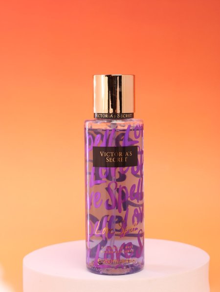 سبلاش Victoria’s Secret.