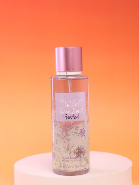 سبلاش Victoria’s Secret.