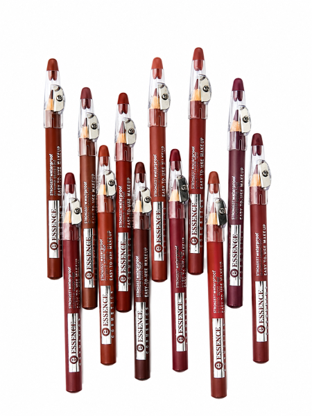 دزينه lip stick essence.