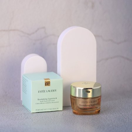 مرطب ESTEE LAUDER