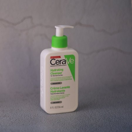 منظف الوجه CeraVe