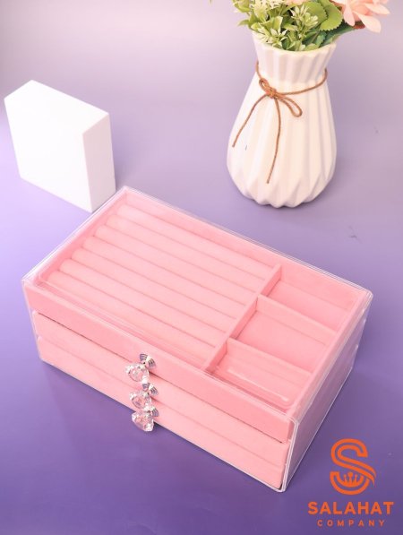 بوكس شفاف لتنظيم وحفظ الأكسسوارات.