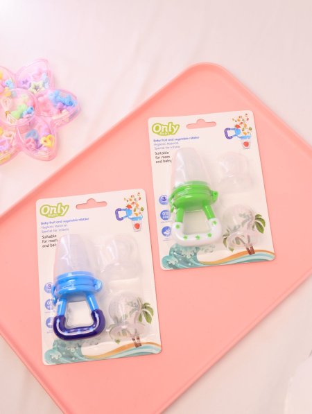 عضاضة تغذية فواكه وخضار للأطفال (Only).