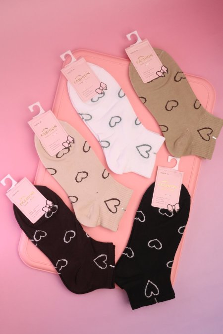 ربطة جرابات بأشكال لطيفة.