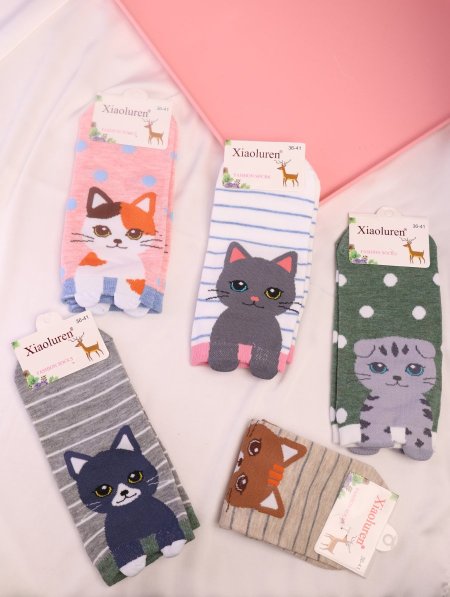 دزينة جرابات شتوي أشكال حيوانات.