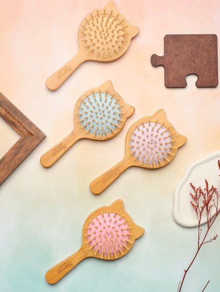 فرشاه شعر خشبية كرت S حجم صغير.