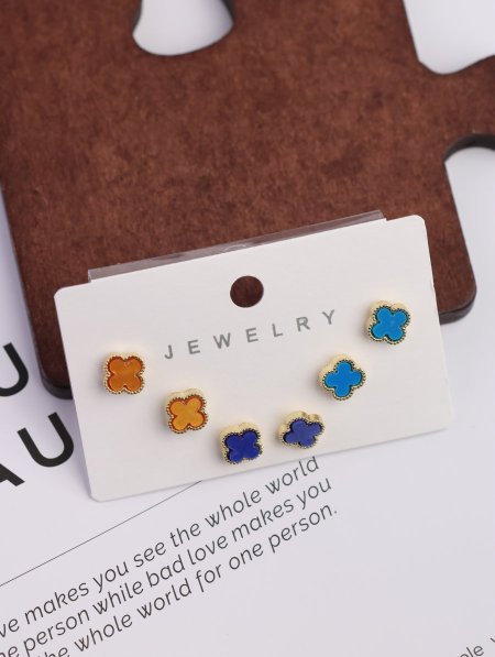 دزينة طقم حلق.