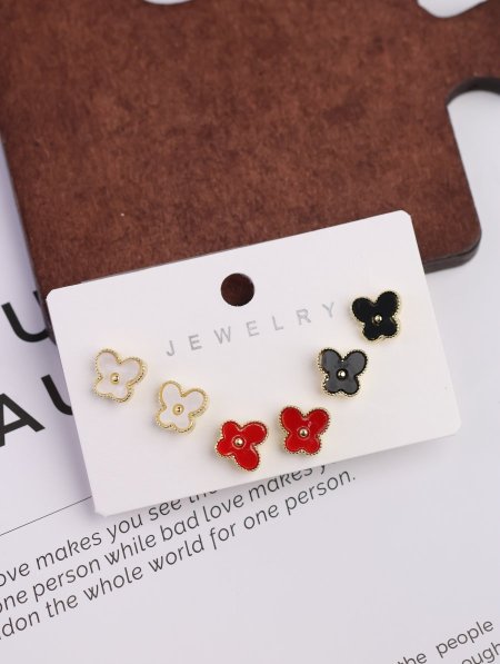 دزينة طقم حلق.