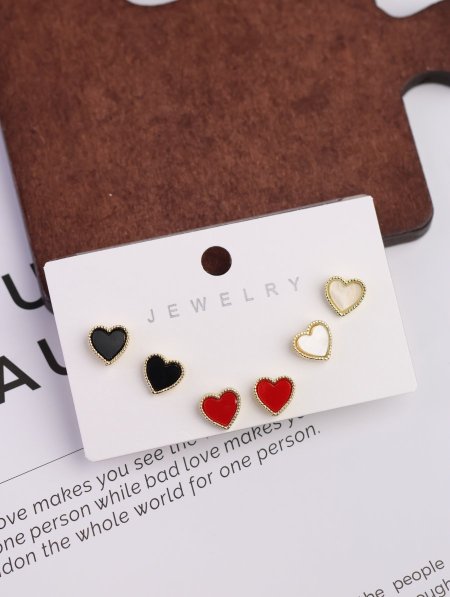 دزينة طقم حلق.