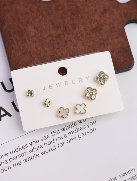 دزينة طقم حلق.