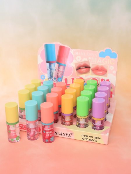 ستاند lip oil .