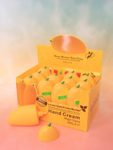 ستاند hand cream.