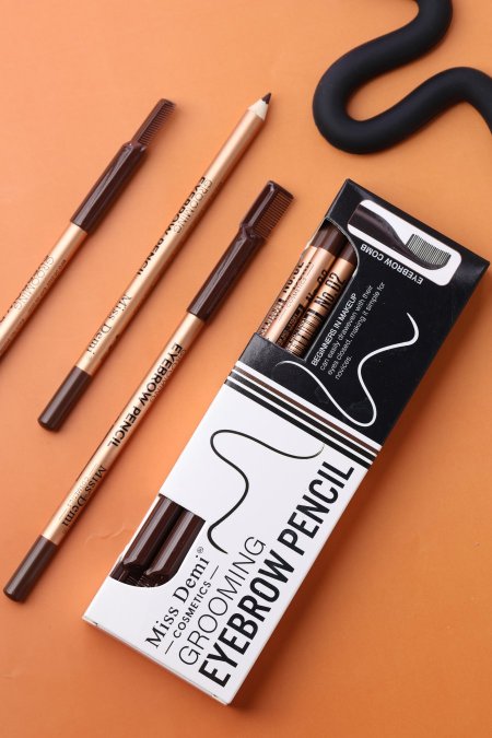 دزينة EYE BROW من MISS DEMA.