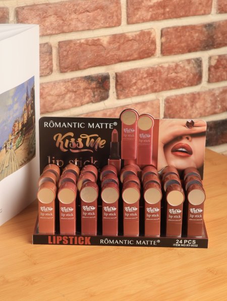 ستاند LIP STICK من ROMANTIC MATTE.