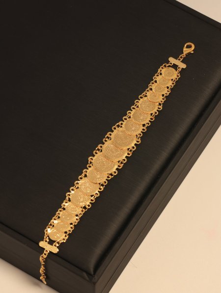 إسوارة ذهب روسي فاخرة مكفولة اللون.